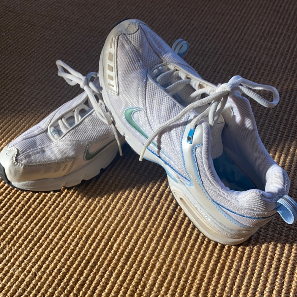 Nike Max Air sneakers